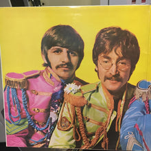 Load image into Gallery viewer, The Beatles : Sgt. Pepper&#39;s Lonely Hearts Club Band (LP, Album, RE, RM, Gat)
