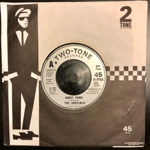 Load image into Gallery viewer, The Specials : Ghost Town (7&quot;, Single, Sil)
