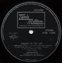 Load image into Gallery viewer, Commodores : Caught In The Act (LP, Album)
