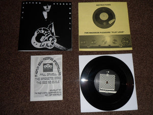 Paul Orwell : Attack (7", Single, Ltd)