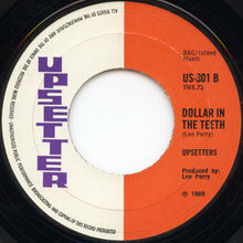 Load image into Gallery viewer, Upsetters* : Return Of Django (7&quot;, Single, Lar)
